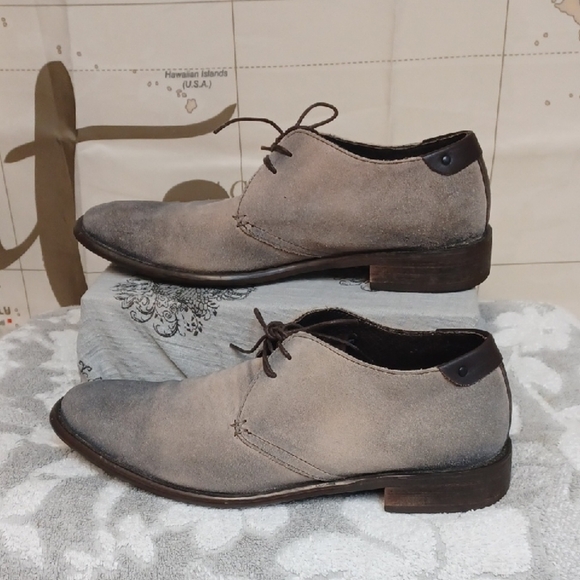 Bacco Bucci Other - BACCO BUCCI ESTUDIO SIZE 10.  Men's Tan Suede Dress Shoes